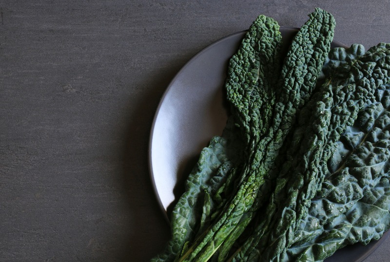 cavolo nero su piatto